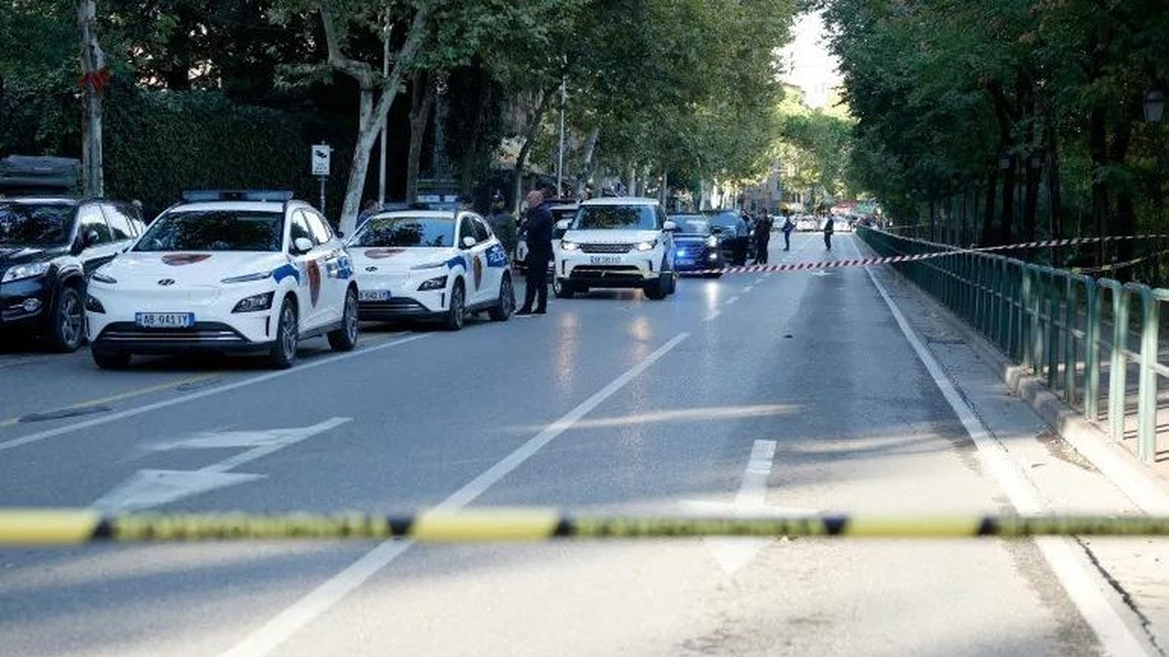 Tragedi di Tirana: Hakim Tewas Ditembak Saat Sidang Sengketa Properti Tragedi di Tirana: Hakim Tewas Ditembak Saat Sidang Sengketa Properti