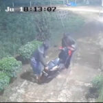 Viral Rekaman CCTV Dua Pencuri Gotong Motor di Bogor, Polisi Langsung Cek TKP