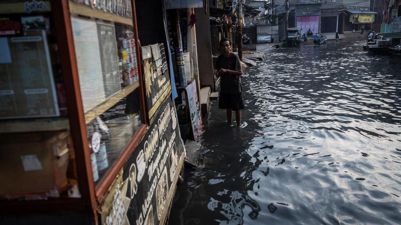 Waspada Banjir Pesisir Jakarta 8-15 Oktober, BMKG Ingatkan Masyarakat