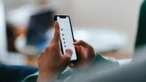 WhatsApp Luncurkan Fitur Terjemahan Chat Tanpa Perlu Buka Google